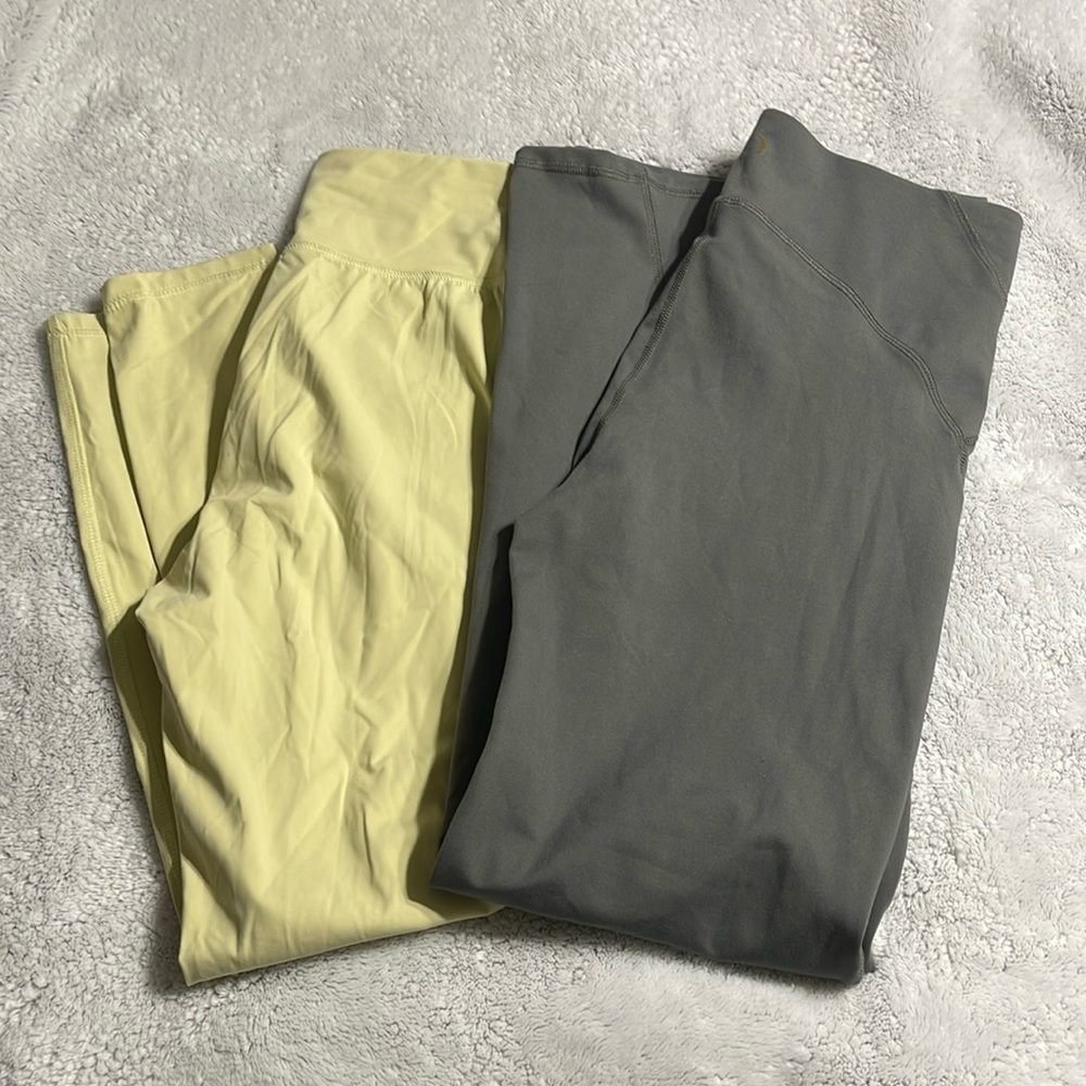 Two pair of leggings L